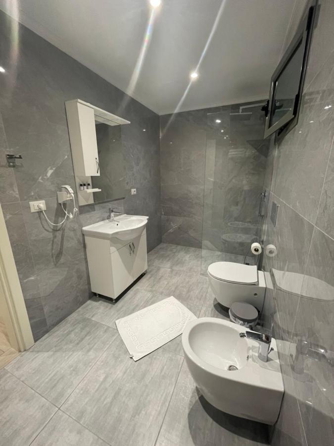 Hotel Lidi Саранда Экстерьер фото